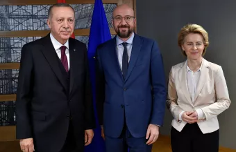 Κομισιόν σε Άγκυρα: Μποϊκοτάζ σε γαλλικά προϊόντα θα απομακρύνει την Τουρκία από την ΕΕ