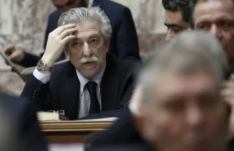 “Μπουρλότο” Κοντονή σε ΣΥΡΙΖΑ: Ομαδικά πυρά για Χρυσή Αυγή και νέο Ποινικό Κώδικα