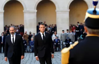 Καραμπάχ: Στον αέρα η εκεχειρία - Μακρόν: Η Άγκυρα πρωταγωνιστεί στη σύγκρουση