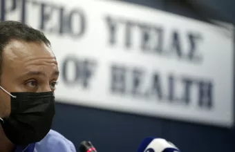 Μαγιορκίνης: Βαρύς χειμώνας για τους ανεμβολίαστους- Πότε αναμένεται αύξηση κρουσμάτων