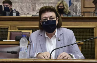 Μενδώνη για Μπεκατώρου: Η γενναία στάση της αποτελεί παράδειγμα για όσες γυναίκες έχουν κακοποιηθεί