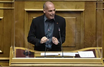 Βαρουφάκης: Η Σοφία Μπεκατώρου αξίζει την στήριξη και το «ευχαριστώ» μας