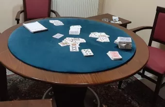 Παράνομη χαρτοπαικτική λέσχη στην Κυψέλη εν μέσω κορωνοϊού - 19 συλλήψεις