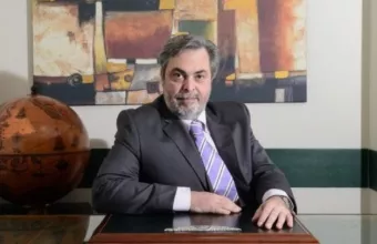 Πρόεδρος ΕOΦ σε ΣΚΑΪ 100,3: Έρχεται η θεραπεία των μονοκλωνικών αντισωμάτων σε Ελλάδα