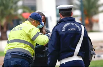 Lockdown: Ποιοι εργαζόμενοι δεν δικαιούνται βεβαίωση μετακίνησης