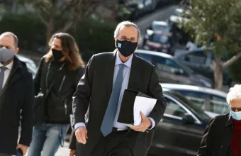 Σαμαράς για κορωνοϊό: Έχω ήπια συμπτώματα, δεν λαμβάνω μονοκλωνικά αντισώματα