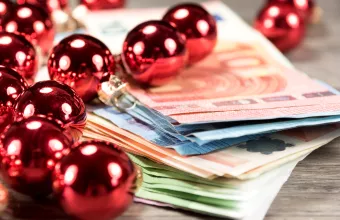 Δώρο Χριστουγέννων: Ποιοι το δικαιούνται-Πότε καταβάλλεται - Η εφαρμογή για να το υπολογίσετε