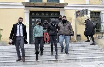 Μετρό: Κακουργηματική δίωξη στα δύο αδέλφια για τον άγριο ξυλοδαρμό σταθμάρχη