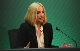 Μήνυμα υποστήριξης Γεννηματά σε Μπεκατώρου: Όταν μια γυναίκα λέει όχι, είναι «όχι»