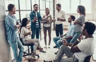 Περισσότερoς καφές, λιγότερα γραφεία; Πώς ο χώρος εργασίας αλλάζει μετά τον κορωνοϊό -lockdown