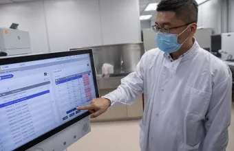 ΠΟΥ -Έρευνα στην Ουχάν: Πιθανή μετάδοση του κορωνοϊού μέσω καταψυγμένων τροφίμων