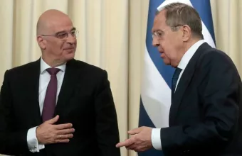 Το 1821 τους φέρνει πιο κοντά; Οι ελληνορωσικές σχέσεις στην επικοινωνία Δένδια - Λαβρόφ