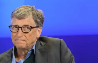 Νέες αποκαλύψεις για τον «άτακτο» Μπιλ Γκέιτς: Έστελνε ανάρμοστα emails σε υπάλληλό του από το 2008