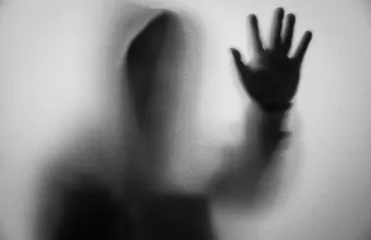 Σκιά ανθρώπινης παλάμης