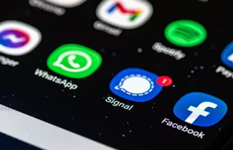 Τι είναι το Signal και γιατί ο Elon Musk θέλει να το κατεβάσουμε -Θα επισκιάσει το Whatsapp;