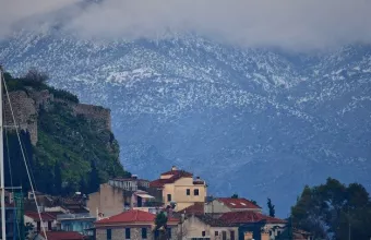 Κακοκαιρία «Μήδεια»: Σε ποιες περιοχές της χώρας παραμένουν κλειστά τα σχολεία