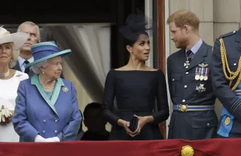 Η Ελισάβετ ζητούσε να υπάρχει πάντα «μάρτυρας» όταν μιλούσε με Χάρι και Μέγκαν