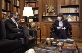 Μητσοτάκης: Το ΕΣΥ αντέχει – self tests κατά προτεραιότητα σε μαθητές και καθηγητές