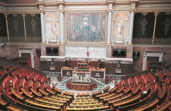 Η ταπισερί της Σχολής των Αθηνών στη Βουλή για τα 200 χρόνια από την επανάσταση του 1821