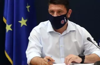 Χαρδαλιάς: Παράταση lockdown σε Αττική-Θεσσαλονίκη -Τηλεκπαίδευση σε σχολεία, νέες «κόκκινες» περιοχές