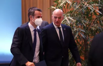 Συνάντηση Μητσοτάκη Δένδια- Ικανοποίηση για τον χειρισμό με Τσαβούσογλου