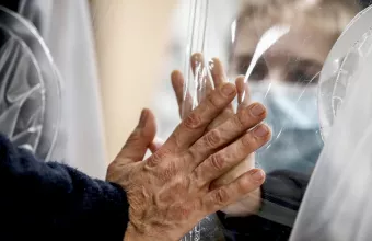 Μελέτη- Long COVID: Mειωμένοι δείκτες ποιότητας ζωής σε άτομα που επιβίωσαν μετά τη νοσηλεία