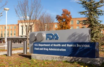 FDA: Τις επόμενες ώρες η έγκριση για χορήγηση του εμβολίου Pfizer σε παιδιά 5 έως 11 ετών