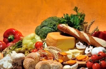 Μελέτη: Η υγιεινή διατροφή μπορεί να αποτελέσει σύμμαχό μας έναντι του κορωνοϊού