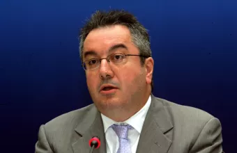 Κορωνοϊός: Πώς αλλάζει τα δεδομένα η νέα μετάλλαξη από την Αφρική- Εξηγεί ο Ηλίας Μόσιαλος