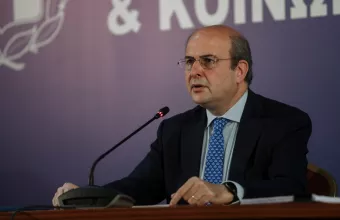 Χατζηδάκης: Δίνουμε δύναμη στους εργαζόμενους, με το νομοσχέδιο για την προστασία της εργασίας