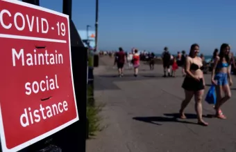 Βρετανία-Κορωνοϊός: Ο ρυθμός αναπαραγωγής (R) ανέβηκε στο 0,9 έως 1,2