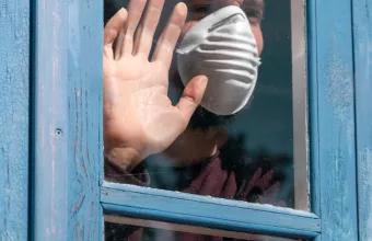 Επιτροπή Λοιμωξιολόγων: Στο κόκκινο Σέρρες και Καρδίτσα- Παράταση μέτρων σε 11 περιφέρειες