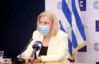 Θεοδωρίδου: Τρίτη δόση για ηλικιωμένους σε μονάδες φροντίδας και άτομα άνω των 60 ετών
