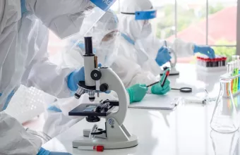 Βέλγιο: Αναλύονται δύο δείγματα του ιού για να διαπιστωθεί αν πρόκειται για την νέα μετάλλαξη