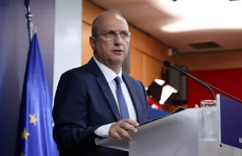 Προειδοποίηση Οικονόμου: Τι μπορεί να αλλάξει για όσους υγειονομικούς εμβολιαστούν μετά την Τετάρτη 