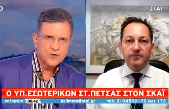 Πέτσας - ΣΚΑΪ: Να χάνουμε θέσεις εργασίας για τους ανεμβολιάστους; – Για εκείνους τα μέτρα
