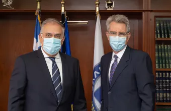 Συνάντηση Θεοδωρικάκου με τον Τζέφρι Πάιατ