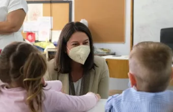 Κεραμέως: Η σχολική χρονιά ξεκινά με τις καλύτερες δυνατές προϋποθέσεις