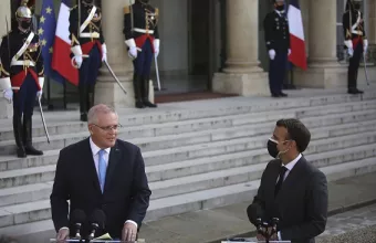 AUKUS- Μόρισον για «πισώπλατη μαχαιριά» και επικρίσεις Γαλλίας: «Είχα ενημερώσει τον Μακρόν»