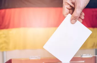 Γερμανία: Άνοιξαν οι κάλπες για τη μετά Μέρκελ εποχή- Στο 40% οι αναποφάσιστοι