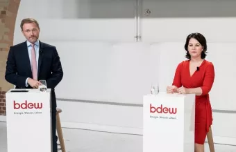 Γερμανικές εκλογές: Προκαταρκτικές διαβουλεύσεις Φιλελευθέρων-Πρασίνων για σχηματισμό κυβέρνησης