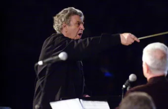 Η επιστολή του Μίκη Θεοδωράκη για την ταφή του στα Χανιά - Πώς διασφάλισε την επιθυμία του