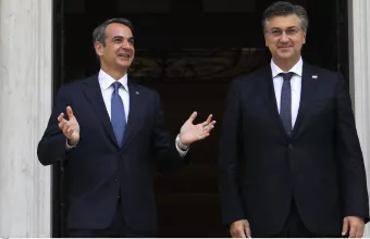 EUMED9 - Συνάντηση Μητσοτάκη - Πλένκοβιτς: Κοινός στόχος η σταθερότητα στην ΝΑ. Μεσόγειο