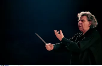 Σακελλαροπούλου για Μίκη Θεοδωράκη: Πανέλληνας και ταυτόχρονα οικουμενικός δημιουργός 