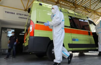 Κορωνοϊός-Ελλάδα: 5.523 κρούσματα, 81 νεκροί, 708 διασωληνωμένοι (πίνακες)