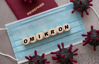 «Όμικρον»: Προκαλεί σχεδόν τριπλάσιες επαναλοιμώξεις - Τα πρώτα στοιχεία από τη Νότια Αφρική