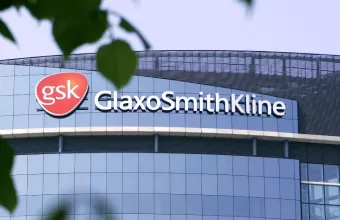 Κοκτέιλ αντισωμάτων της GSK στη βρετανική «φαρέτρα» - Είναι αποτελεσματικό στην «Όμικρον»;