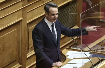 Μητσοτάκης- Βουλή: Αύξηση κατώτατου μισθού από την 1η Μαΐου - Φθηνή στέγη σε εργαζόμενους μέσω της περιουσίας του ΟΑΕΔ