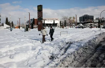 Κλειστά και αύριο λιανεμπόριο, λαϊκές και τράπεζες 
