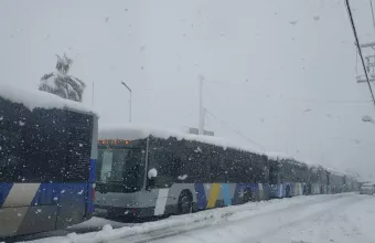 Κακοκαιρία «Ελπίς»: Αποσύρονται λεωφορεία και τρόλεϊ